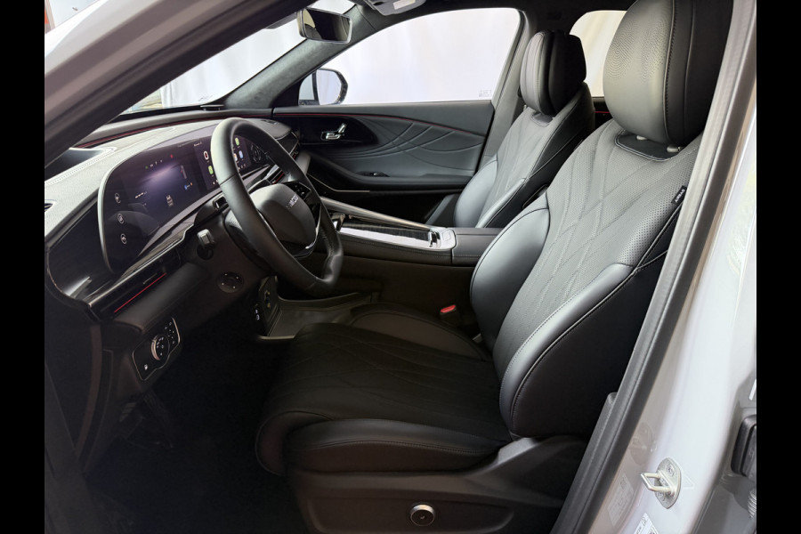 Omoda 9 OMODA 9 PREMIUM TECH GRAY AWD 145 KM ELEC MET BENZINE 1000KM 538 PK | 4WD 4X4