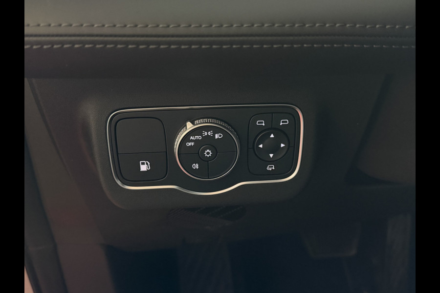 Omoda 9 OMODA 9 PREMIUM TECH GRAY AWD 145 KM ELEC MET BENZINE 1000KM 538 PK | 4WD 4X4