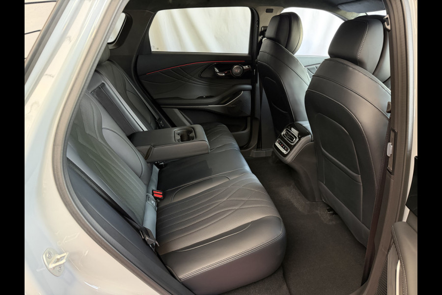 Omoda 9 OMODA 9 PREMIUM TECH GRAY AWD 145 KM ELEC MET BENZINE 1000KM 538 PK | 4WD 4X4