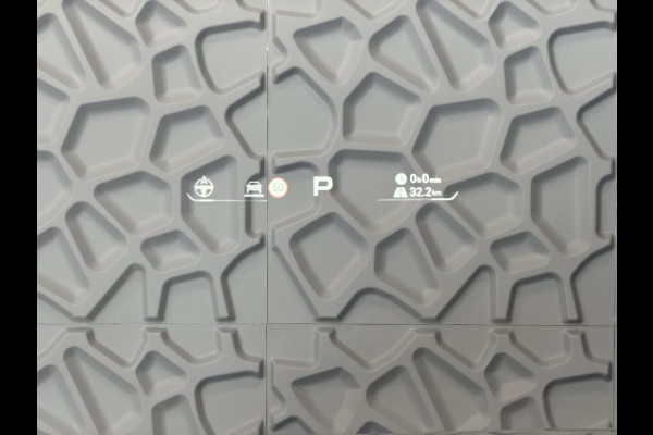 Omoda 9 OMODA 9 PREMIUM TECH GRAY AWD 145 KM ELEC MET BENZINE 1000KM 538 PK | 4WD 4X4