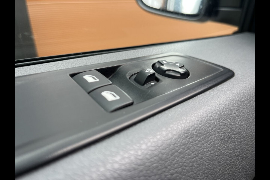 Opel Vivaro 2.0 CDTI 123pk E6 Edition Automaat Lease €287p/m, Trekhaak,  Airco, PDC, Navi, Carplay, Camera, Onderhouds historie aanwezig