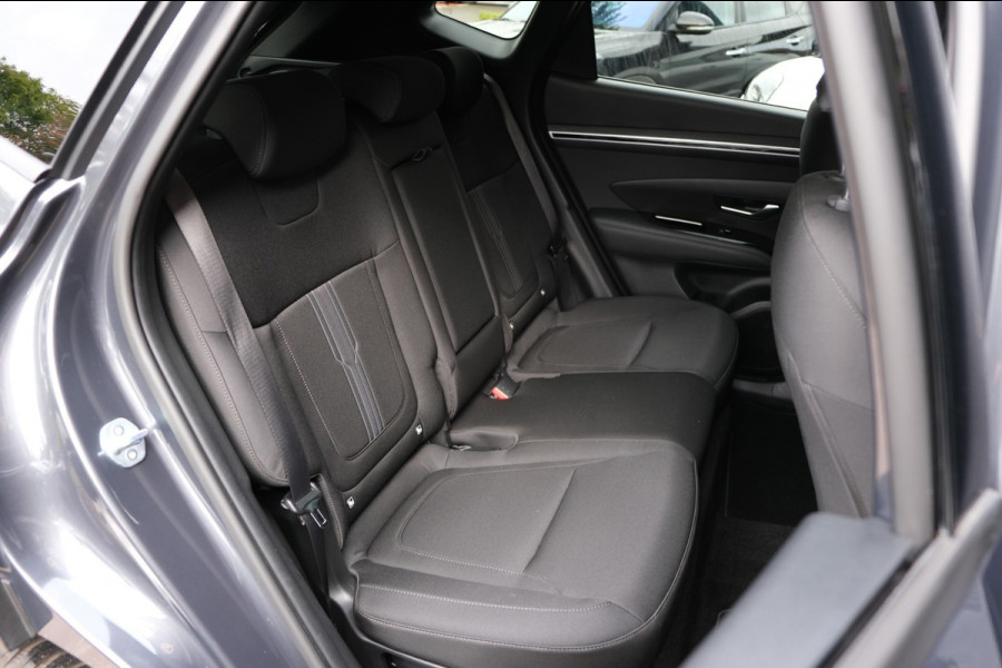 Hyundai Tucson 1.6 T-GDI PHEV 4WD *25dkm* AFN. Trekhaak | Navi | Camera *STOEL+STUURVERWARMING*