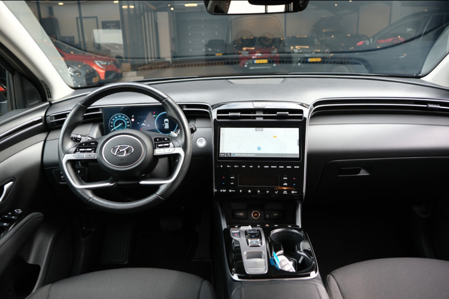 Hyundai Tucson 1.6 T-GDI PHEV 4WD *25dkm* AFN. Trekhaak | Navi | Camera *STOEL+STUURVERWARMING*