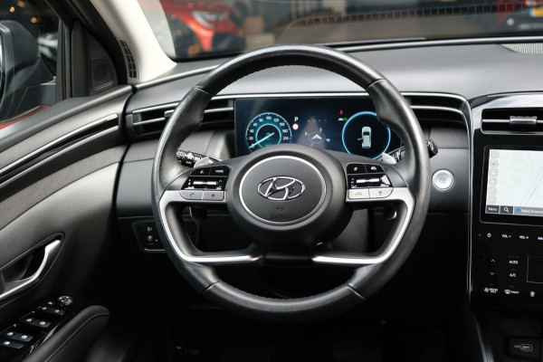 Hyundai Tucson 1.6 T-GDI PHEV 4WD *25dkm* AFN. Trekhaak | Navi | Camera *STOEL+STUURVERWARMING*