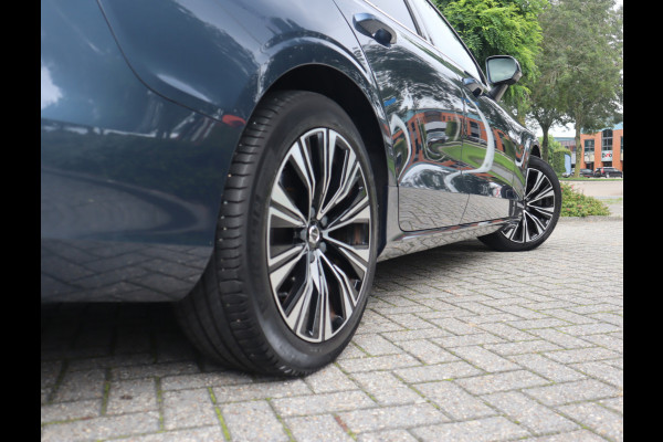 Volvo V60 2.0 B3 Plus Bright Navi / Carplay / Stoel-Stuurverw / Elek Trekhaak / Camera / Stoelmemory / BTW Auto