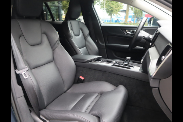 Volvo V60 2.0 B3 Plus Bright Navi / Carplay / Stoel-Stuurverw / Elek Trekhaak / Camera / Stoelmemory / BTW Auto