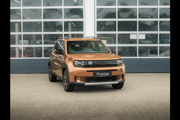 Fiat Grande Panda La Prima 44 kWh | Clima | Cruise | Camera | Apple Carplay | 17" | Navi | Winter Pack