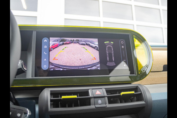 Fiat Grande Panda La Prima 44 kWh | Clima | Cruise | Camera | Apple Carplay | 17" | Navi | Winter Pack