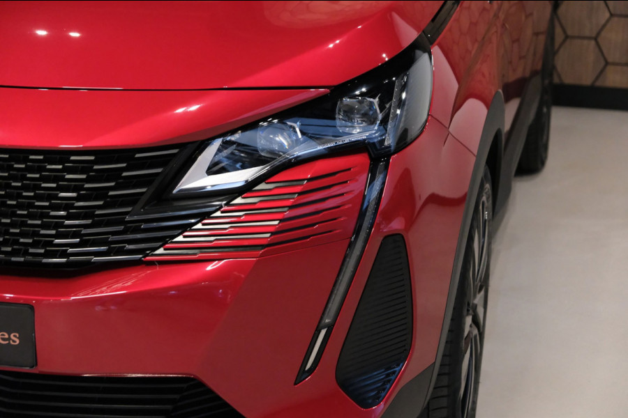 Peugeot 3008 1.2 PureTech GT *25.000km* 19" |BlackPack| Navi/Trekhaak/Apple Carplay