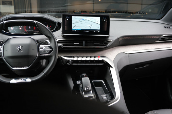 Peugeot 3008 1.2 PureTech GT *25.000km* 19" |BlackPack| Navi/Trekhaak/Apple Carplay