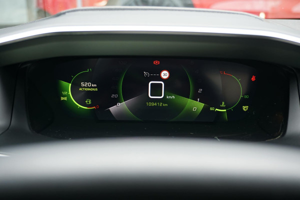 Peugeot 208 1.2 PureTech Allure Pack + CAMERA / 3D COCKPIT / STOELVERWARMING / APPLE CARPLAY / TREKHAAK