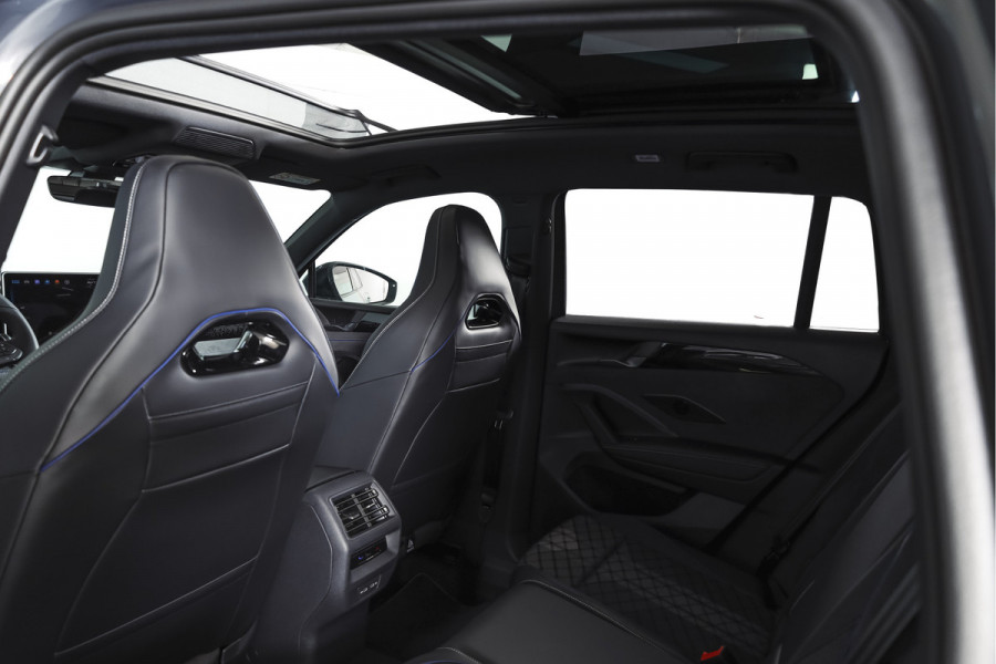 Volkswagen Tiguan 1.5 eHybrid 272PK R-Line Edition | Black Style | 15 inch Navi | Elek. Trekhaak | IQ Light | S/K-Panodak | Dig. Cockpit | Adapt. Cruise | Stoel-+Stuurverw. | 360 Camera | NAV + App. Connect | ECC | Elek. Klep | LM 20" | 4393