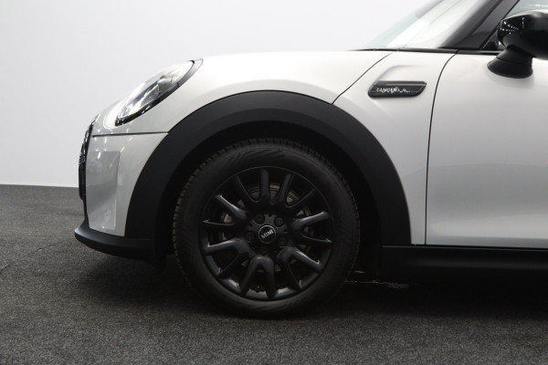 MINI 3-deurs 1.5 Cooper 136 PK Automaat Camden Plus Edition, Panoramadak, LED, Leder, Climate Control