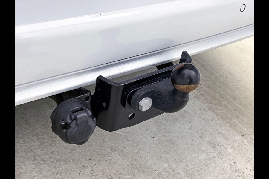 Opel Combo 1.5 BlueHDi 130pk L2 Automaat Apple Carplay / Android Auto Navigatie Trekhaak Airco Camera Cruise Control Parkeersensoren V+A DAB