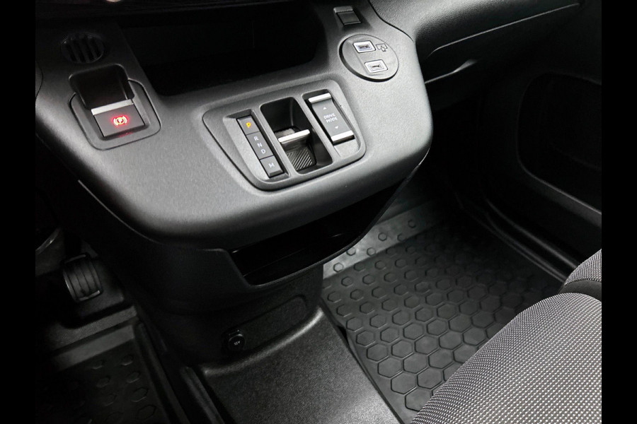 Opel Combo 1.5 BlueHDi 130pk L2 Automaat Apple Carplay / Android Auto Navigatie Trekhaak Airco Camera Cruise Control Parkeersensoren V+A DAB
