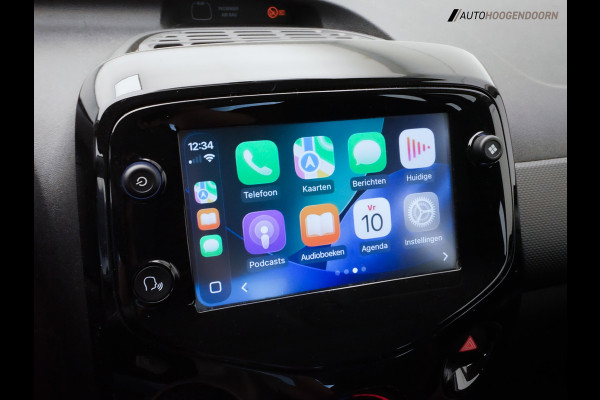 Citroën C1 1.0 VTi Shine Sport (APPLE CARPLAY,ACHTERUITRIJCAMERA,CRUISE CONTROL,AIRCO,LM-VELGEN,SPORTSTOELEN,MISTVERLICHTING)
