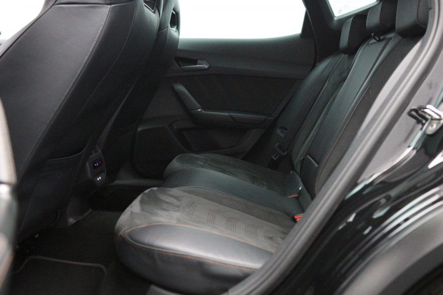 CUPRA Formentor 1.4 e-Hybrid VZ 245 PK Black Edition PHEV, Panoramadak, Alcantara, Memory, Camera