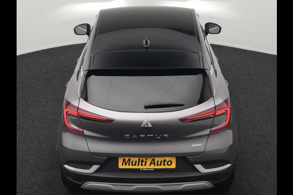 Renault Captur 1.6 E-Tech Initiale Paris PHEV 160pk Dealer O.H | Adaptive Cruise | 360 Camera | Lederen Sportstoelen Verwarmd | Stuur Verwarmd | Blis | Keyless | Navigatie | DAB | 18"L.M | Plug In Hybrid |