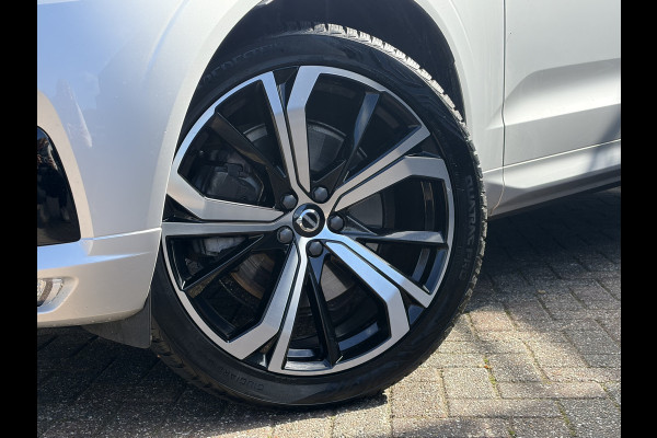 Volvo XC60 2.0 D4 Inscription R-Design Adapt.Cruise Apple Carplay Voll.Onderhouden
