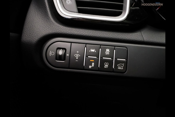 Kia Ceed Sportswagon 1.5 T-GDI GT-PlusLine (PANORAMADAK,JBL-SOUND,STUUR-STOELVERWARMING,CLIMATE,ELEKTRISCHE STOELEN,CAMERA)