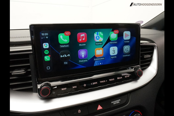 Kia Ceed Sportswagon 1.5 T-GDI GT-PlusLine (PANORAMADAK,JBL-SOUND,STUUR-STOELVERWARMING,CLIMATE,ELEKTRISCHE STOELEN,CAMERA)