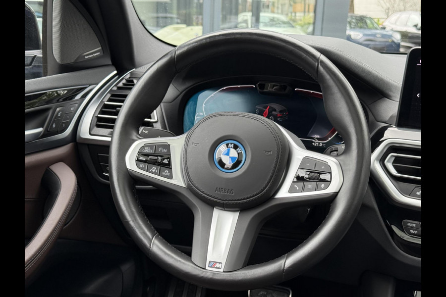 BMW iX3 High Executive 80 kWh M-SPORT SHADOW| SOH 99%| VAN: 43.900,- VOOR: 40.877,- UW HERFSTVOORDEEL: 3.023,| SUPER COMPLEET!| 360 CAMERA| HARMAN KARDON| ELEKTRISCHE STOELEN| HUD|DRIVING ASS. PROFF!| ELEKTRISCHE ACHTERKLEP| GESTURE CONTROL|