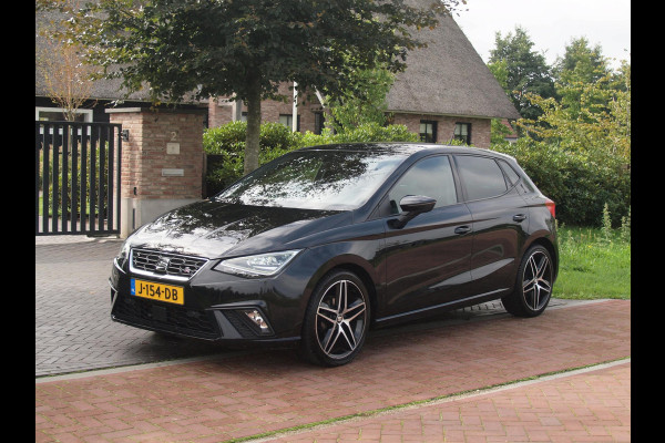 Seat Ibiza 1.0 TSI FR Business Intense | Camera | Apple Carplay | Trekhaak | Virtual Cockpit | NL-Auto |