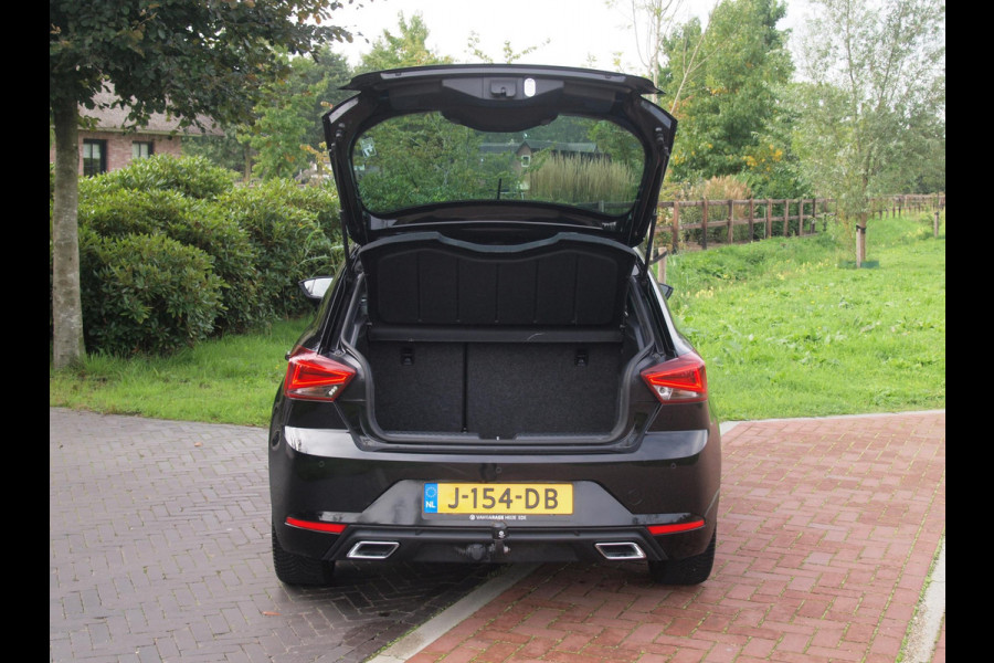 Seat Ibiza 1.0 TSI FR Business Intense | Camera | Apple Carplay | Trekhaak | Virtual Cockpit | NL-Auto |