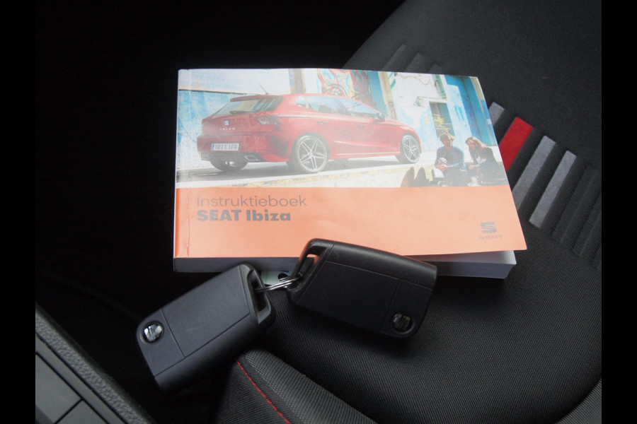 Seat Ibiza 1.0 TSI FR Business Intense | Camera | Apple Carplay | Trekhaak | Virtual Cockpit | NL-Auto |
