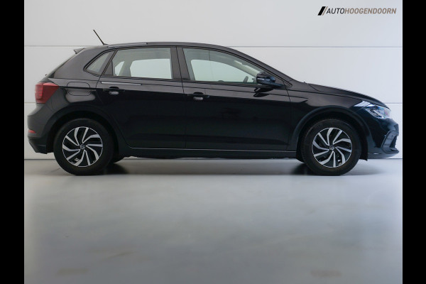 Volkswagen Polo 1.0 TSI Life Sport (ADAPTIVE CRUISE,APPLE CARPLAY,DIGITALE COCKPIT,AIRCO,AUTOMATISCHE VERLICHTING,TOPCONDITIE)