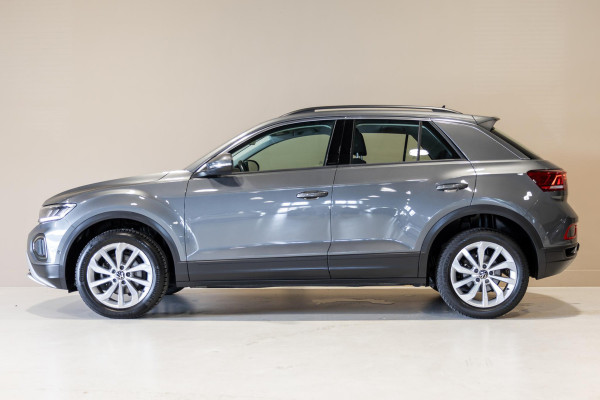 Volkswagen T-Roc 1.0 TSI Life Business / 110pk / Trekhaak / Stoelverwarming / NAP / Dealer onderhouden /