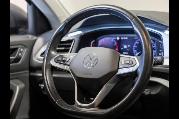 Volkswagen T-Roc 1.0 TSI Life Business / 110pk / Trekhaak / Stoelverwarming / NAP / Dealer onderhouden /