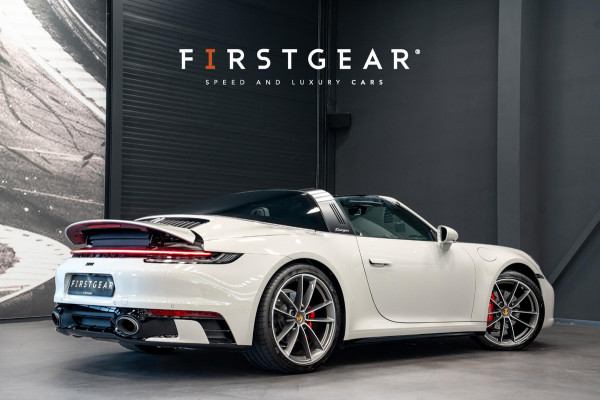 Porsche 911 3.0 Targa 4 *Exclusive Manufaktur / BOSE / Sport-Chrono / Hefsysteem-vooras / Sport-design / Sportstoelen Plus*