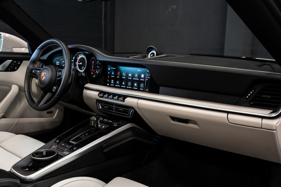 Porsche 911 3.0 Targa 4 *Exclusive Manufaktur / BOSE / Sport-Chrono / Hefsysteem-vooras / Sport-design / Sportstoelen Plus*