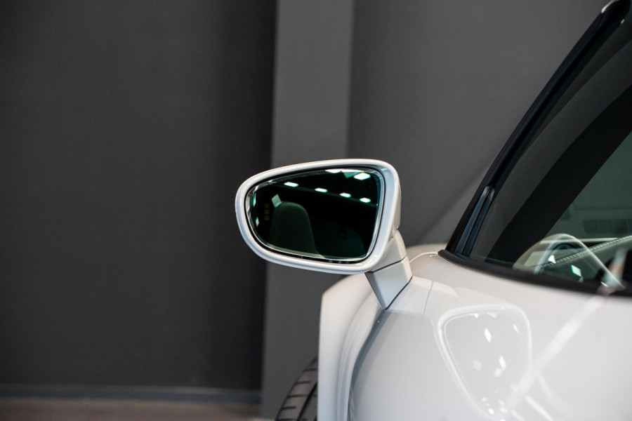 Porsche 911 3.0 Targa 4 *Exclusive Manufaktur / BOSE / Sport-Chrono / Hefsysteem-vooras / Sport-design / Sportstoelen Plus*