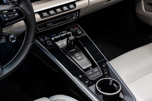 Porsche 911 3.0 Targa 4 *Exclusive Manufaktur / BOSE / Sport-Chrono / Hefsysteem-vooras / Sport-design / Sportstoelen Plus*