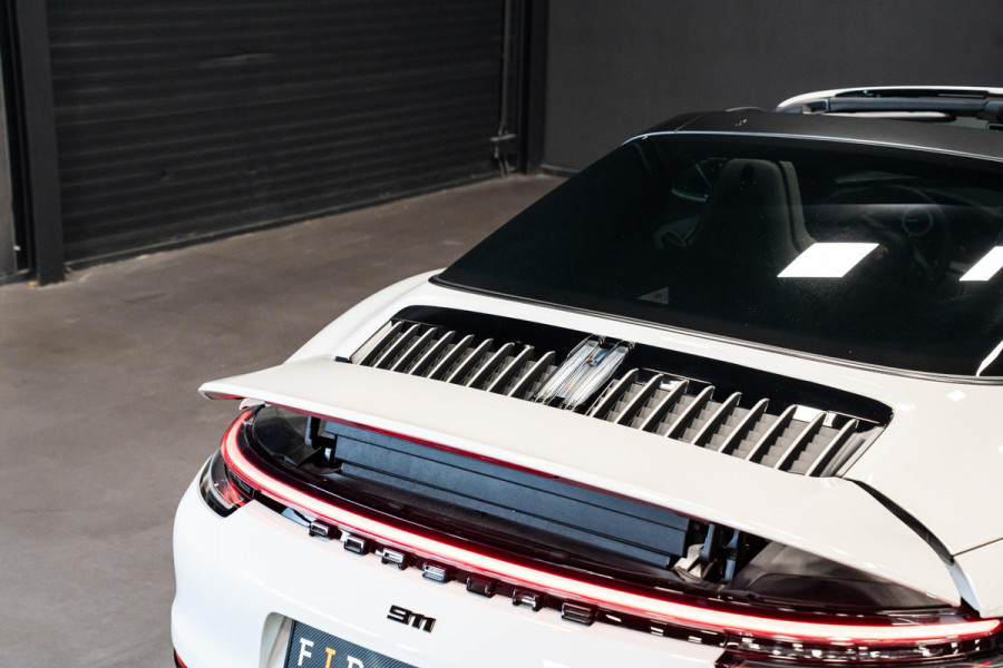 Porsche 911 3.0 Targa 4 *Exclusive Manufaktur / BOSE / Sport-Chrono / Hefsysteem-vooras / Sport-design / Sportstoelen Plus*