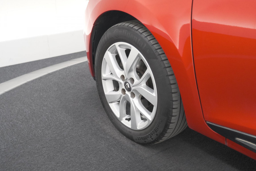 Renault Clio TCe 90 Limited | Trekhaak | Parkeersensoren | Navigatie | Cruise Control | Begrenzer | Bluetooth