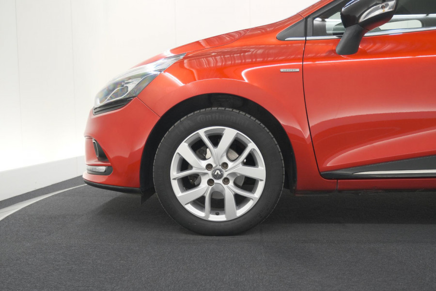 Renault Clio TCe 90 Limited | Trekhaak | Parkeersensoren | Navigatie | Cruise Control | Begrenzer | Bluetooth