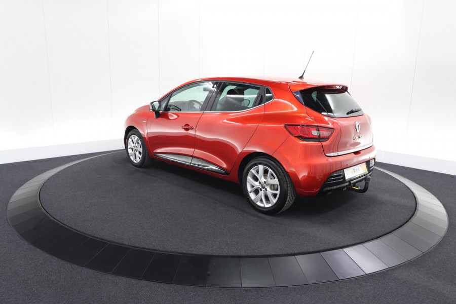 Renault Clio TCe 90 Limited | Trekhaak | Parkeersensoren | Navigatie | Cruise Control | Begrenzer | Bluetooth