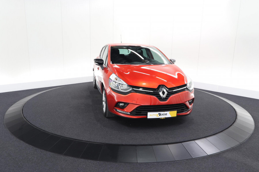Renault Clio TCe 90 Limited | Trekhaak | Parkeersensoren | Navigatie | Cruise Control | Begrenzer | Bluetooth