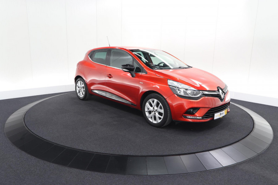 Renault Clio TCe 90 Limited | Trekhaak | Parkeersensoren | Navigatie | Cruise Control | Begrenzer | Bluetooth