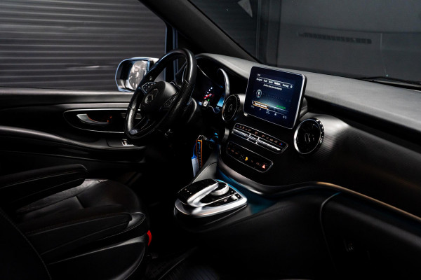 Mercedes-Benz V-Klasse 250d Lang DC Avantgarde *Grijs kenteken / Surround-view / Sport-chassis / Spiegel-pakket / Elektr. achterklep / Trekhaak*