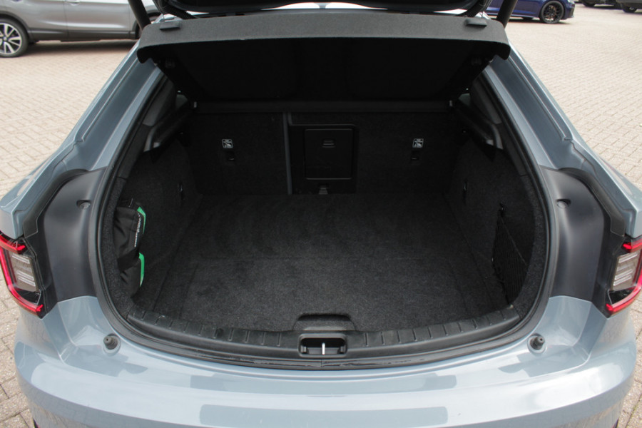 Polestar 2 Long Range Single Motor 78 kWh / 360Camera / CarPlay / Keyless / 19'' / Stoelverwarming / Virtual / Dodehoek / DAB / Cruise Control Adaptief
