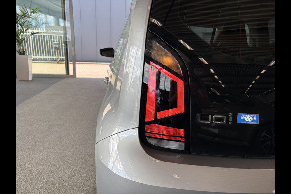 Volkswagen up! 1.0 BMT Comfortline 5-drs. AIRCO/DAB/MEDIA