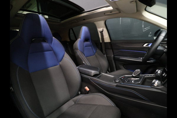 Lynk & Co 01 1.5 [SCHUIFKANTELDAK, TREKHAAK, APPLE CARPLAY, ANDROID, CRUISE CONTROL, MEMORY SEATS, INFINTY SOUNDSYSTEEM, DIGITAL DASH, PDC V+A, CAMERA, ELEKTRISCHE ACHTERKLEP, LED, BLUETOOTH, NIEUWSTAAT]