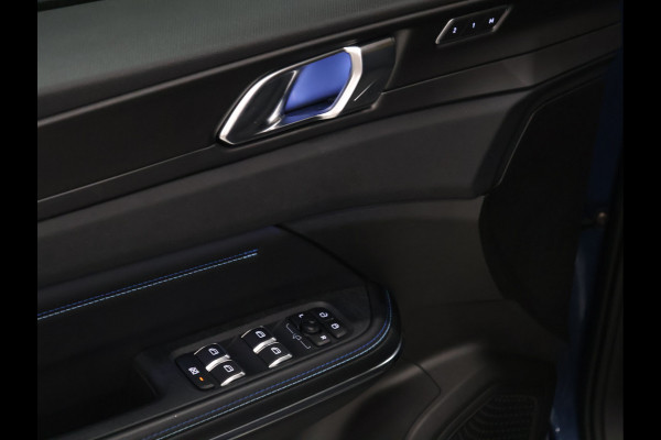Lynk & Co 01 1.5 [SCHUIFKANTELDAK, TREKHAAK, APPLE CARPLAY, ANDROID, CRUISE CONTROL, MEMORY SEATS, INFINTY SOUNDSYSTEEM, DIGITAL DASH, PDC V+A, CAMERA, ELEKTRISCHE ACHTERKLEP, LED, BLUETOOTH, NIEUWSTAAT]