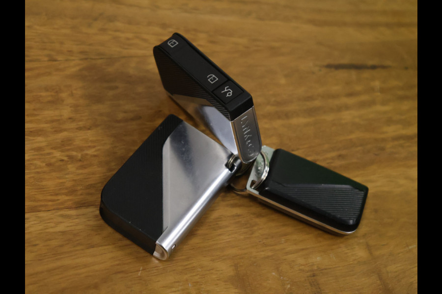 Lynk & Co 01 1.5 [SCHUIFKANTELDAK, TREKHAAK, APPLE CARPLAY, ANDROID, CRUISE CONTROL, MEMORY SEATS, INFINTY SOUNDSYSTEEM, DIGITAL DASH, PDC V+A, CAMERA, ELEKTRISCHE ACHTERKLEP, LED, BLUETOOTH, NIEUWSTAAT]