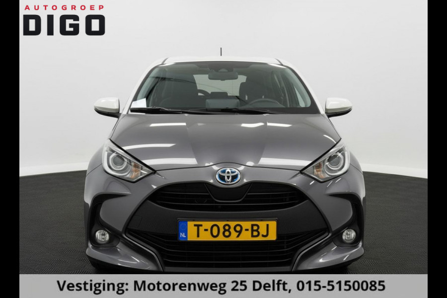 Toyota Yaris 1.5 HYBRID BI-TONE GARANTIE TOT 03-2033! . ADAPTIEVE CRUISE CONTROL . APPLE CARPLAY & ANDRIOD AUTO . SLECHTS 35.000km!