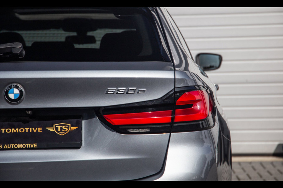 BMW 5 Serie Touring 530e Business Edition Plus / Pano / Trekhaak